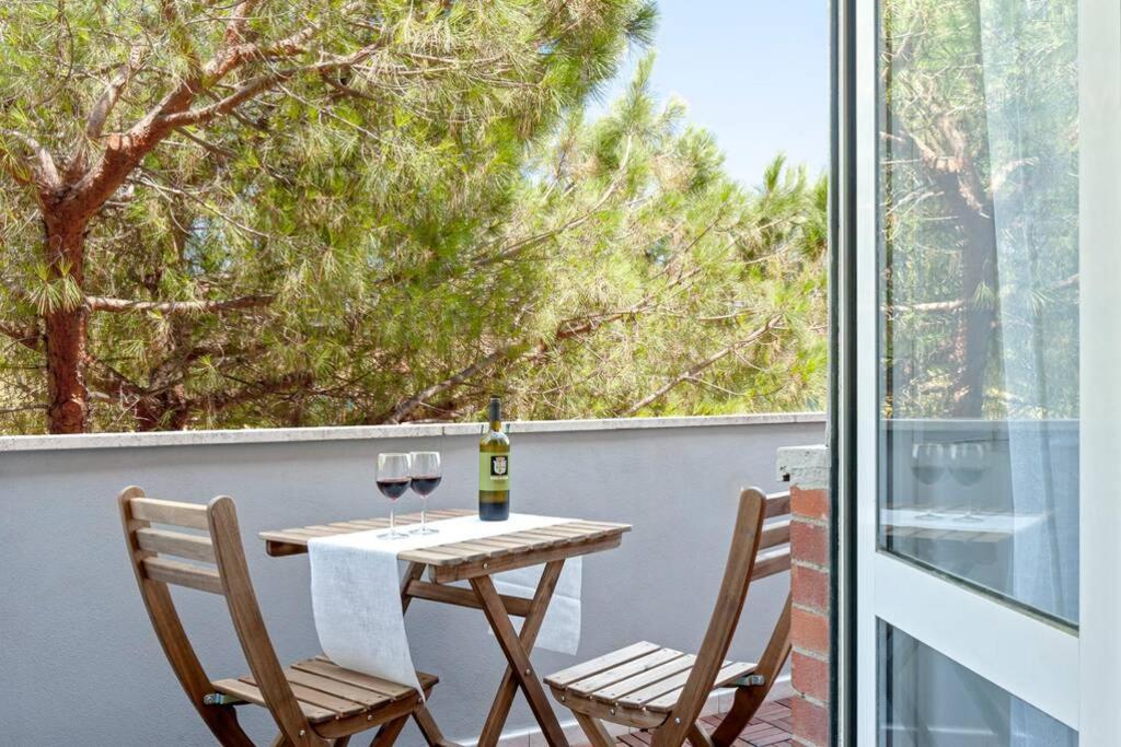 Free Parking Appartamento 5 Stelle Elegante Con Suite Ліворно Екстер'єр фото