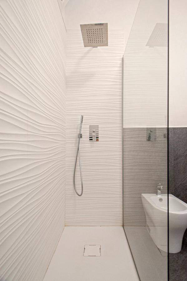 Free Parking Appartamento 5 Stelle Elegante Con Suite Ліворно Екстер'єр фото